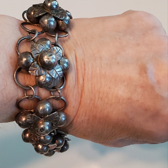 Sterling Bracelet & Brooch Set Sterling Silver Estate Piece Unique Hand Made - Picture 8 of 17